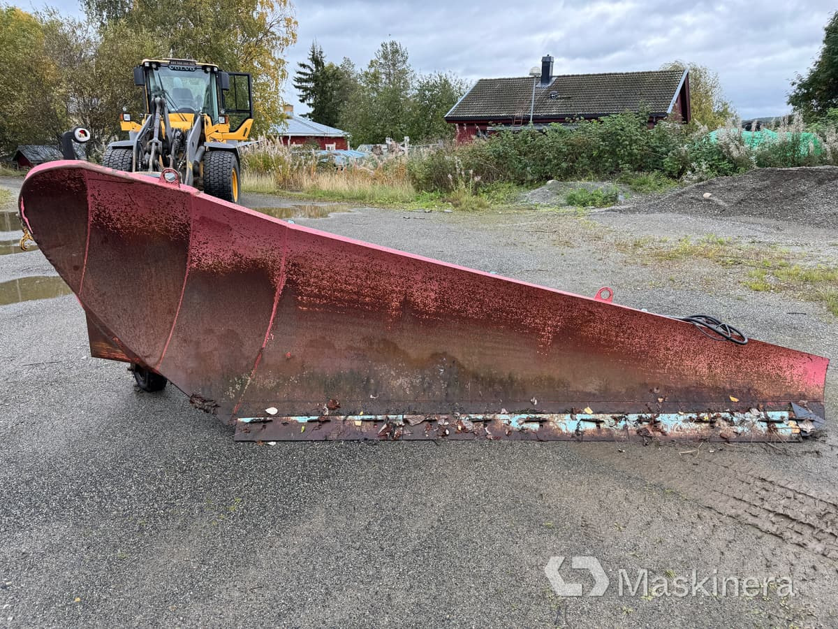 Mählers HDU 10 Sidovinge Mählers 10fot med parallellogram - كاسحة ثلوج - آلات البناء: صور 4 Mählers HDU 10 Sidovinge Mählers 10fot med parallellogram - كاسحة ثلوج - آلات البناء: صور 4