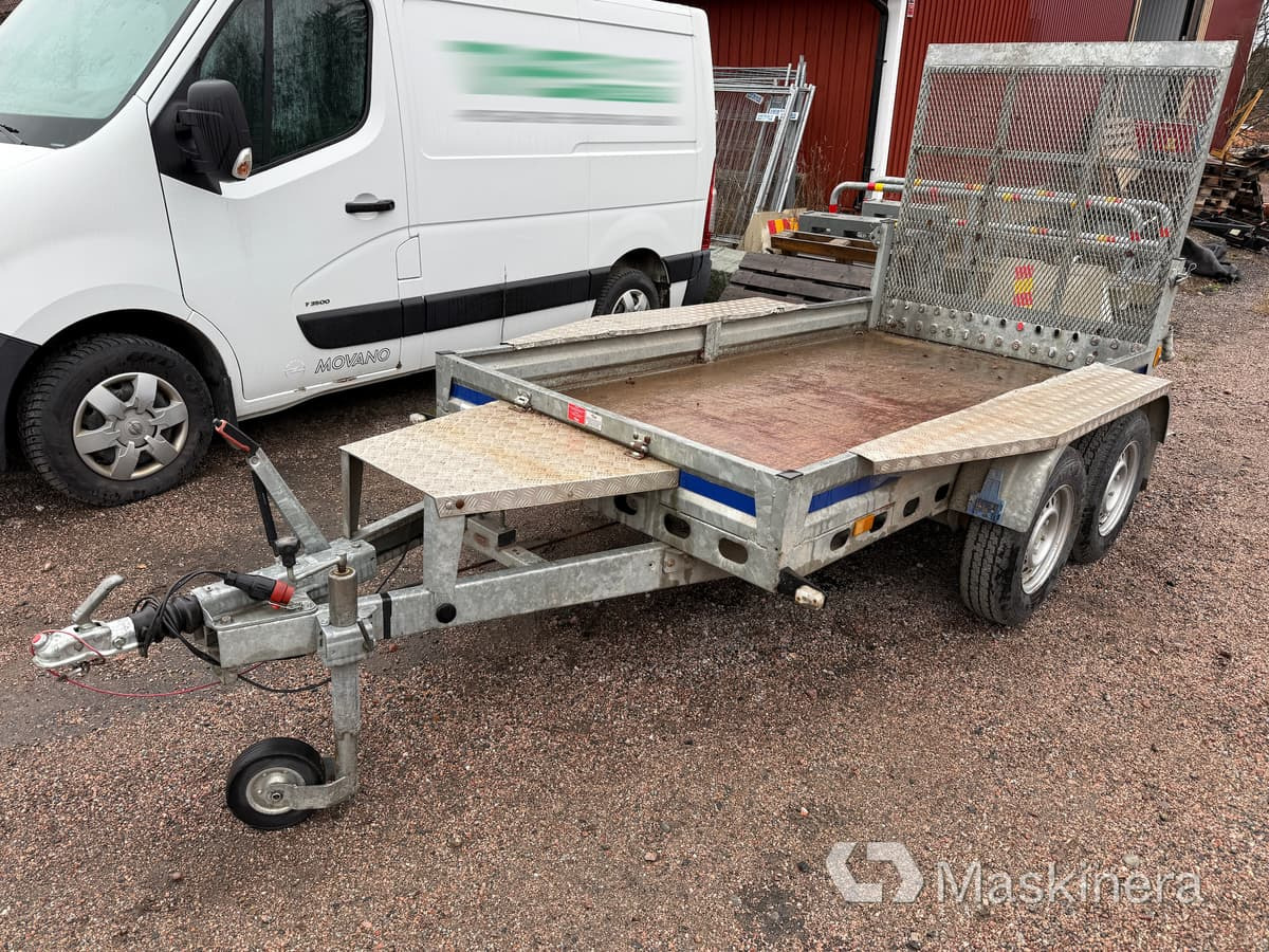 Maskinsläp Blyss - مقطورة لنقل المعدات: صور 1 Maskinsläp Blyss - مقطورة لنقل المعدات: صور 1