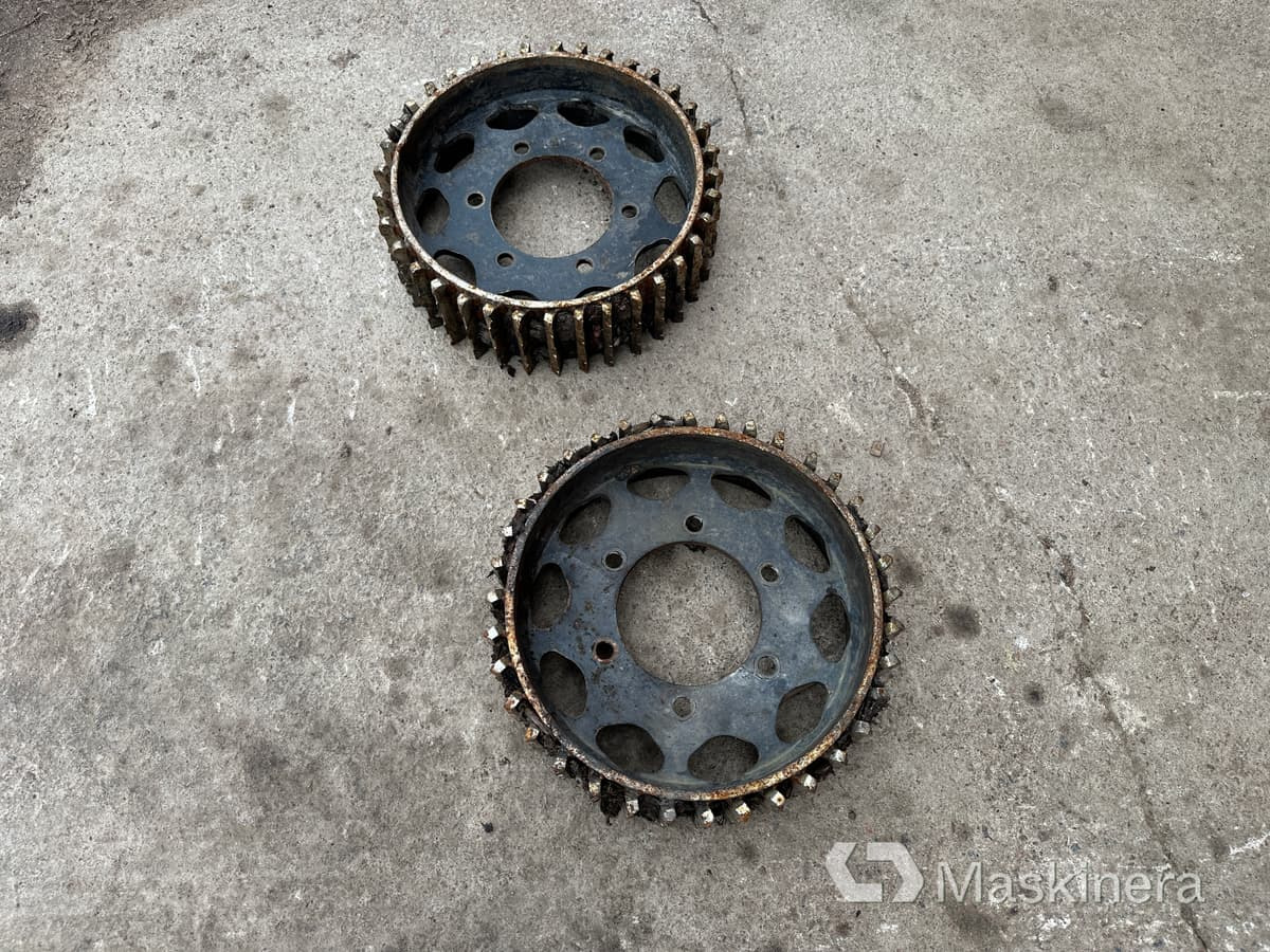 Matarhjul John Deere 425 - المحرك و قطع الغيار - الآلات والماكينات الزراعية: صور 3 Matarhjul John Deere 425 - المحرك و قطع الغيار - الآلات والماكينات الزراعية: صور 3