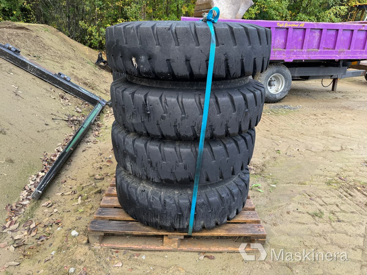 Nokian Armor Guard Kompletta hjul till hjulgrävare - عجلات - آلات البناء: صور 5 Nokian Armor Guard Kompletta hjul till hjulgrävare - عجلات - آلات البناء: صور 5