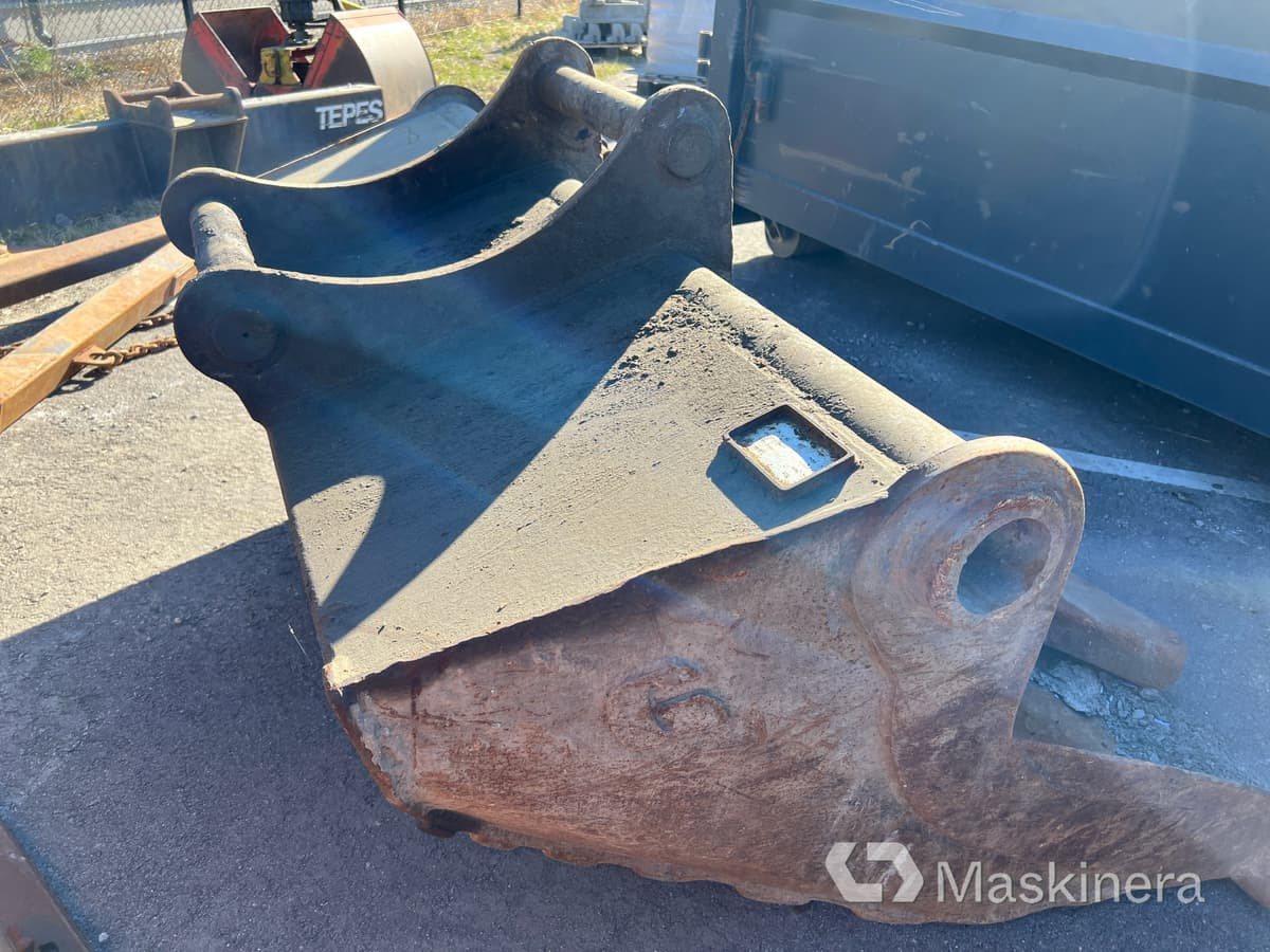 Planeringsskopa Götene S70 - بكت حفار: صور 2 Planeringsskopa Götene S70 - بكت حفار: صور 2