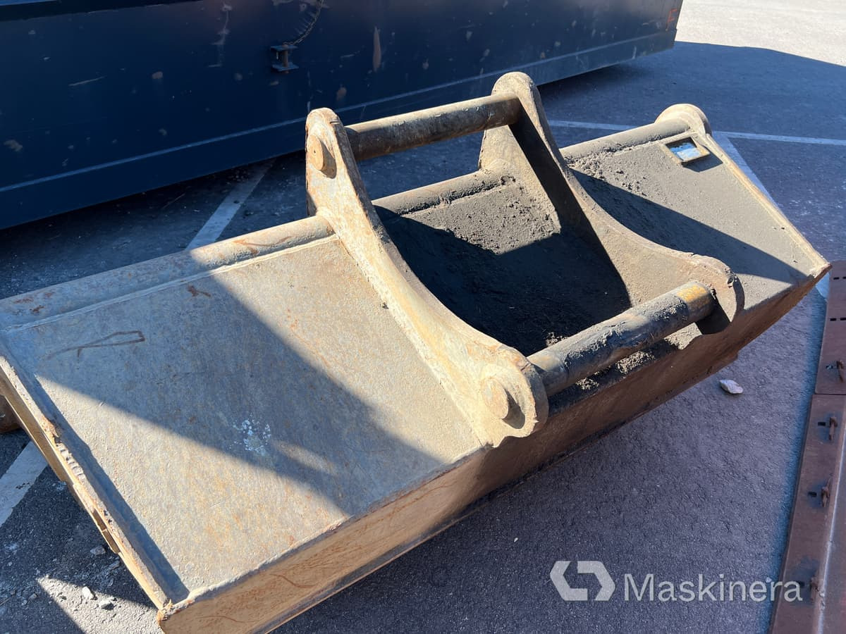 Planeringsskopa Götene S70 - بكت حفار: صور 3 Planeringsskopa Götene S70 - بكت حفار: صور 3