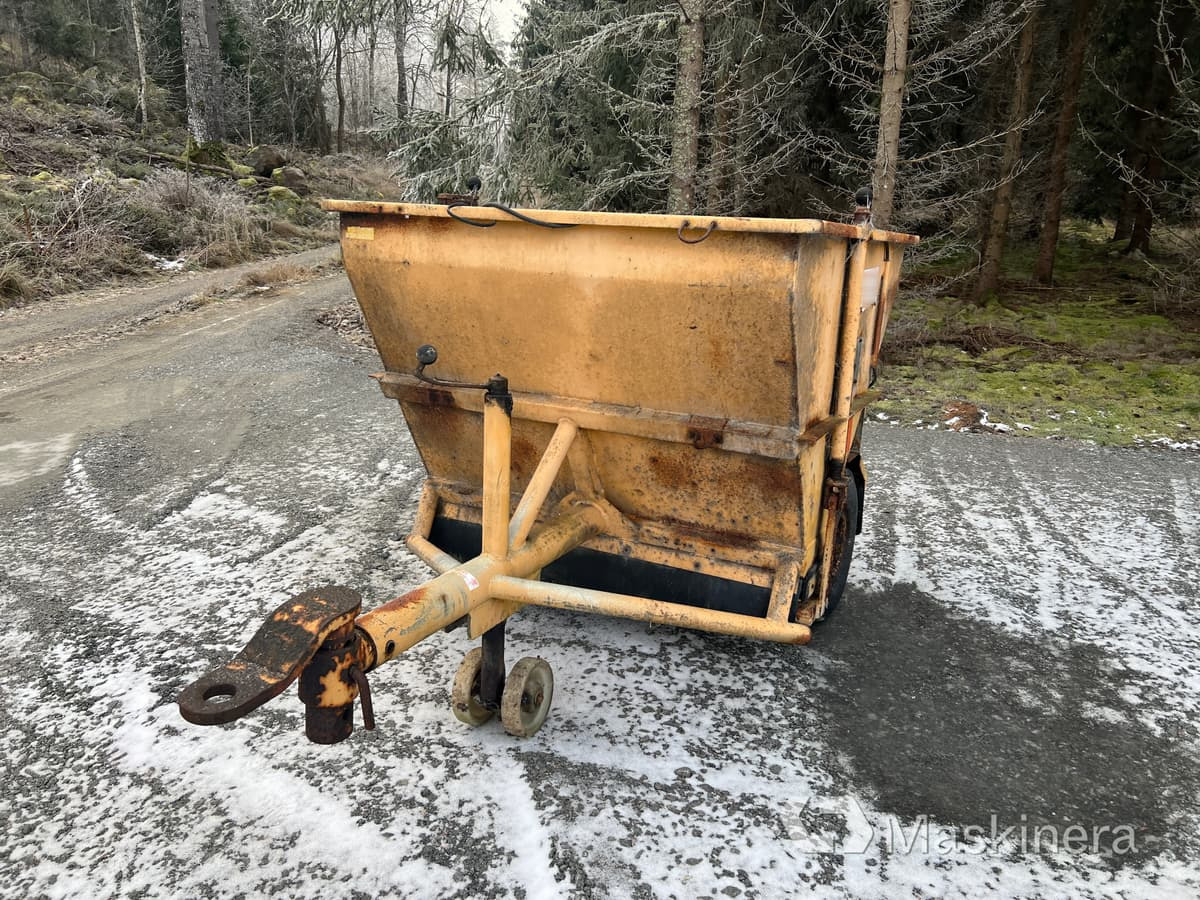 Sandspridare Friggeåkers Verkstäder T12EU - الرمال مفرشة: صور 2 Sandspridare Friggeåkers Verkstäder T12EU - الرمال مفرشة: صور 2