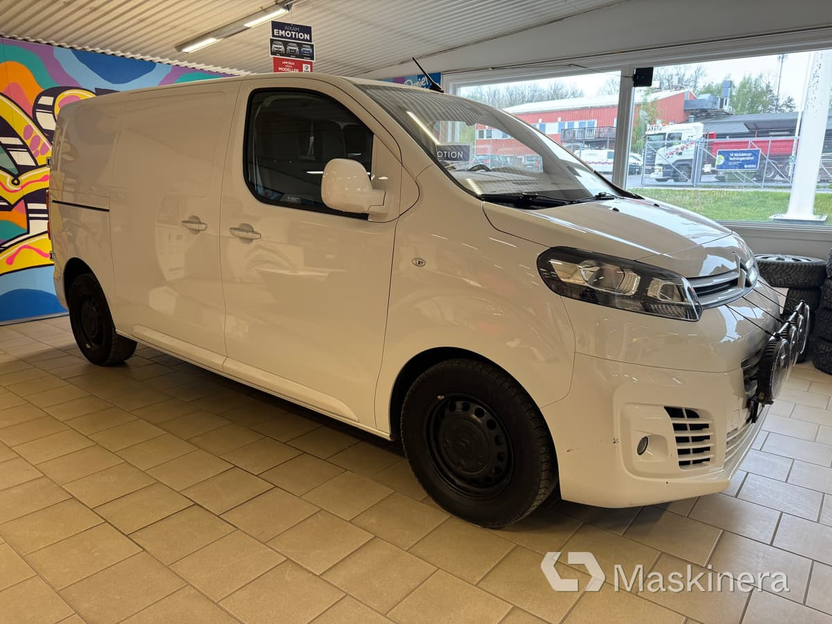 Skåpbil Citroën Jumpy - فان المدمجة: صور 3 Skåpbil Citroën Jumpy - فان المدمجة: صور 3