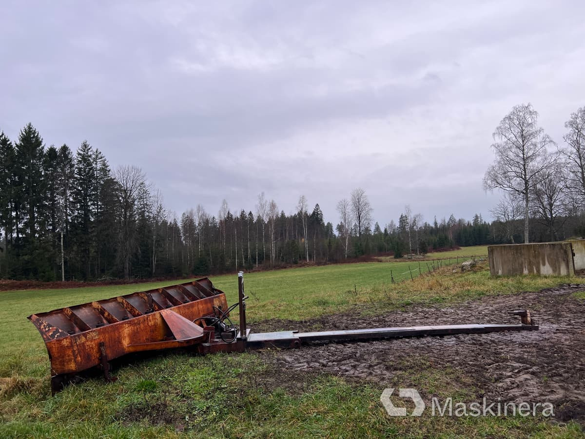 Snöblad med bom, Holms 3,2 m - كاسحة ثلوج: صور 5 Snöblad med bom, Holms 3,2 m - كاسحة ثلوج: صور 5