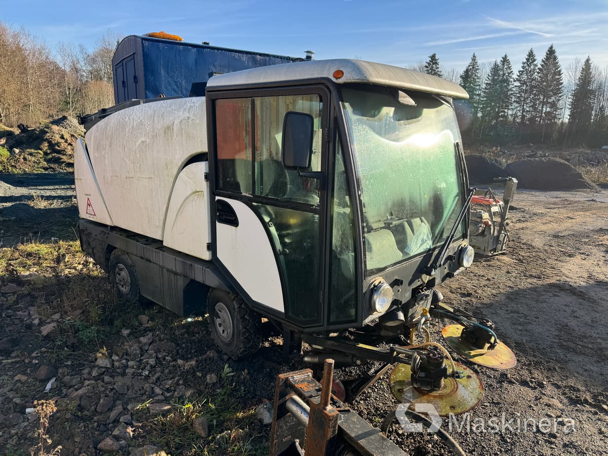 Sopmaskin Johnston Compact 142A 101T (Rep. objekt) - سياره كنس شوارع: صور 3 Sopmaskin Johnston Compact 142A 101T (Rep. objekt) - سياره كنس شوارع: صور 3