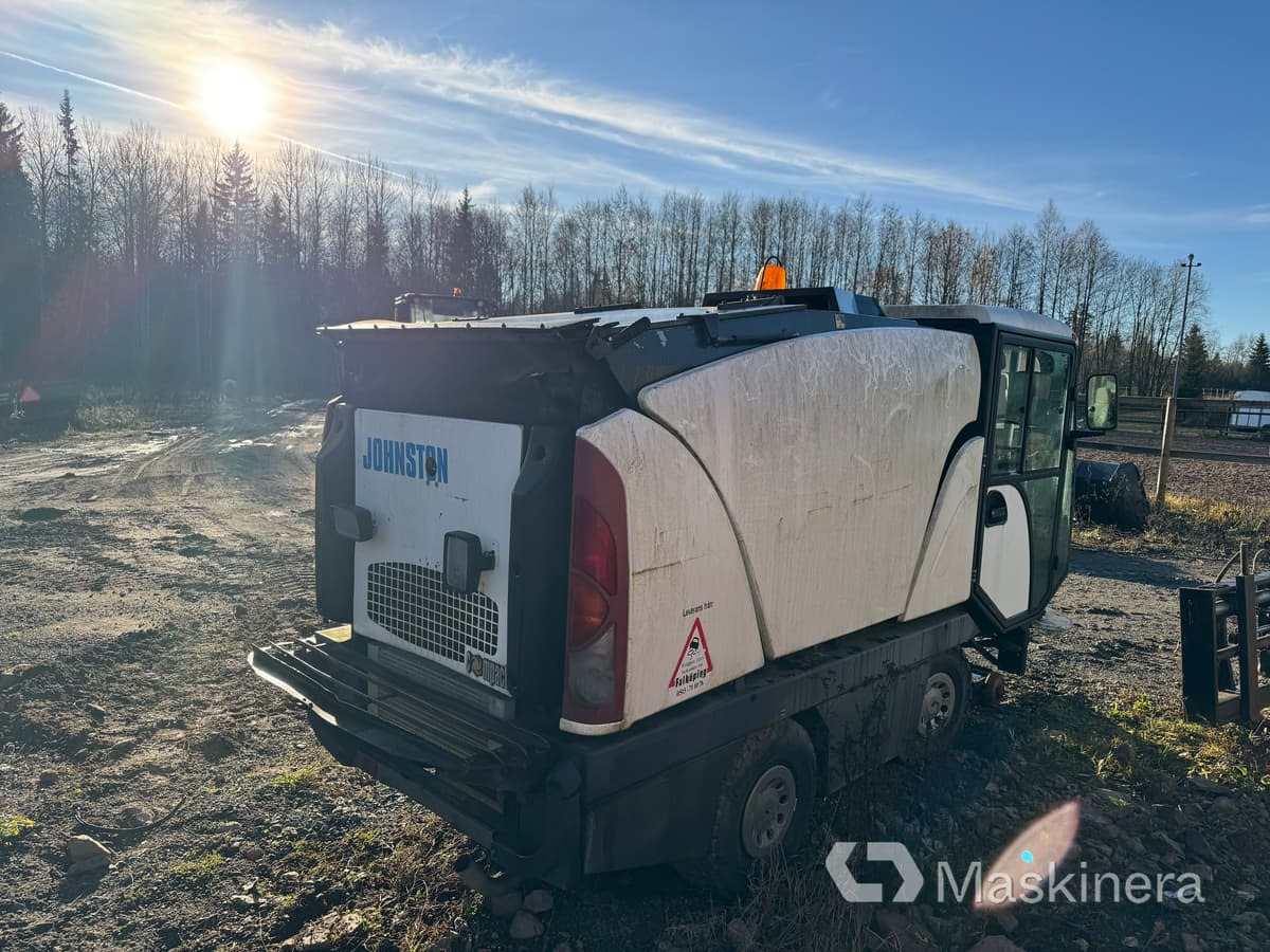 Sopmaskin Johnston Compact 142A 101T (Rep. objekt) - سياره كنس شوارع: صور 5 Sopmaskin Johnston Compact 142A 101T (Rep. objekt) - سياره كنس شوارع: صور 5