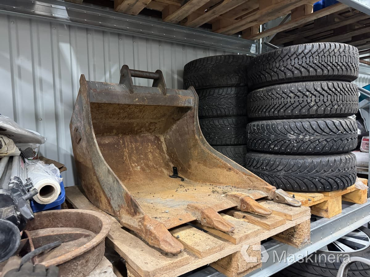 Tandad Grävskopa Götene G 230 S40 - بكت حفار: صور 3 Tandad Grävskopa Götene G 230 S40 - بكت حفار: صور 3