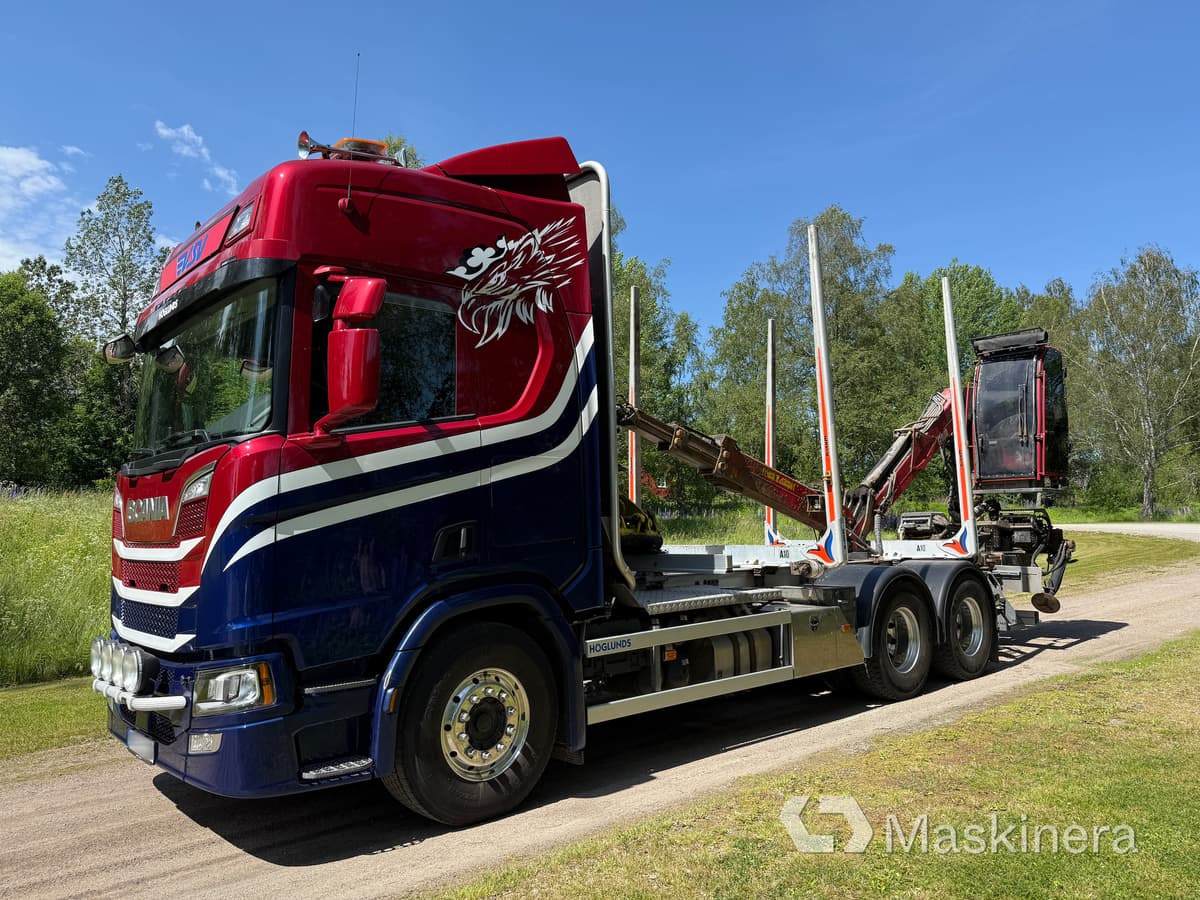 Timmerbil Scania R650B 6x4 NB med kran - شاحنة قطع الأشجار, شاحنة كرين: صور 1 Timmerbil Scania R650B 6x4 NB med kran - شاحنة قطع الأشجار, شاحنة كرين: صور 1
