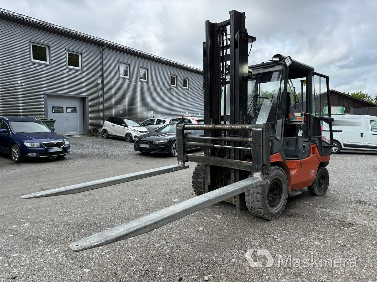 Truck Toyota 7FD45 - رافعة شوكية ديزل: صور 1 Truck Toyota 7FD45 - رافعة شوكية ديزل: صور 1