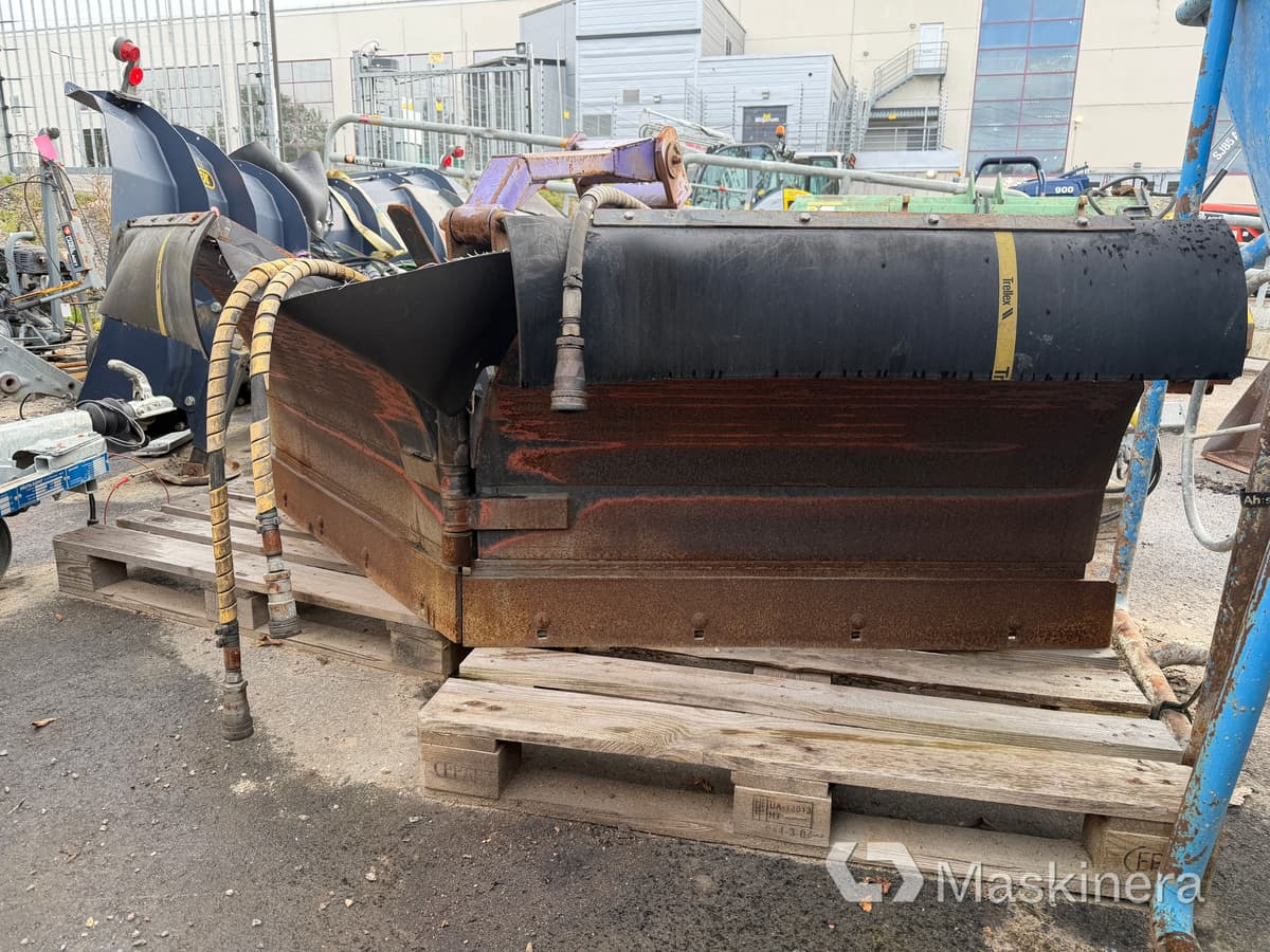 Vikplog Holms KHV-240 Trima fäste - كاسحة ثلوج: صور 4 Vikplog Holms KHV-240 Trima fäste - كاسحة ثلوج: صور 4