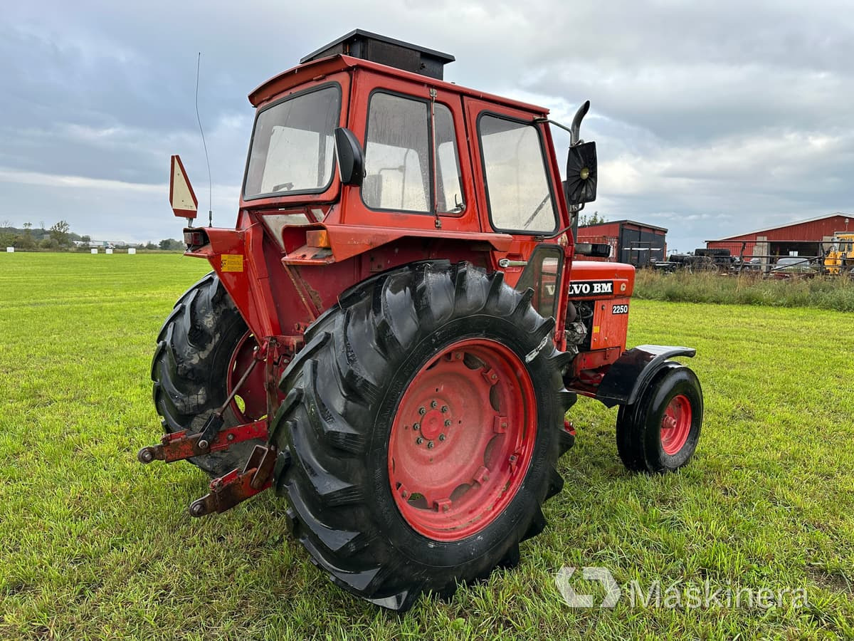 Volvo BM 2250 Traktor Volvo BM 2250 - جرار: صور 5 Volvo BM 2250 Traktor Volvo BM 2250 - جرار: صور 5