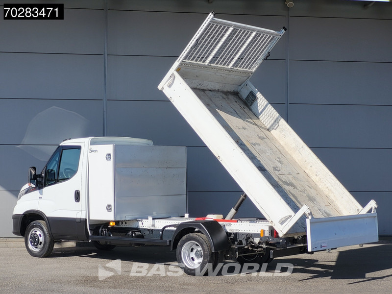 Iveco Daily 35C16 3.0L Kipper met Kist Dubbellucht 3,5t Trekhaak Airco Cruise Euro6 Tipper Benne Kieper 2m3 Airco Trekhaak Cruise control - قلاب صغير: صور 2 Iveco Daily 35C16 3.0L Kipper met Kist Dubbellucht 3,5t Trekhaak Airco Cruise Euro6 Tipper Benne Kieper 2m3 Airco Trekhaak Cruise control - قلاب صغير: صور 2
