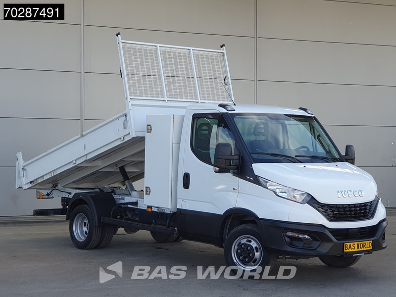 Iveco Daily 35C16 3.0L Kipper met Kist Dubbellucht 3,5t Trekhaak Navi Airco Cruise Camera Euro6 Tipper Benne Kieper 2m3 Airco Trekhaak Cruis - قلاب صغير: صور 3 Iveco Daily 35C16 3.0L Kipper met Kist Dubbellucht 3,5t Trekhaak Navi Airco Cruise Camera Euro6 Tipper Benne Kieper 2m3 Airco Trekhaak Cruis - قلاب صغير: صور 3