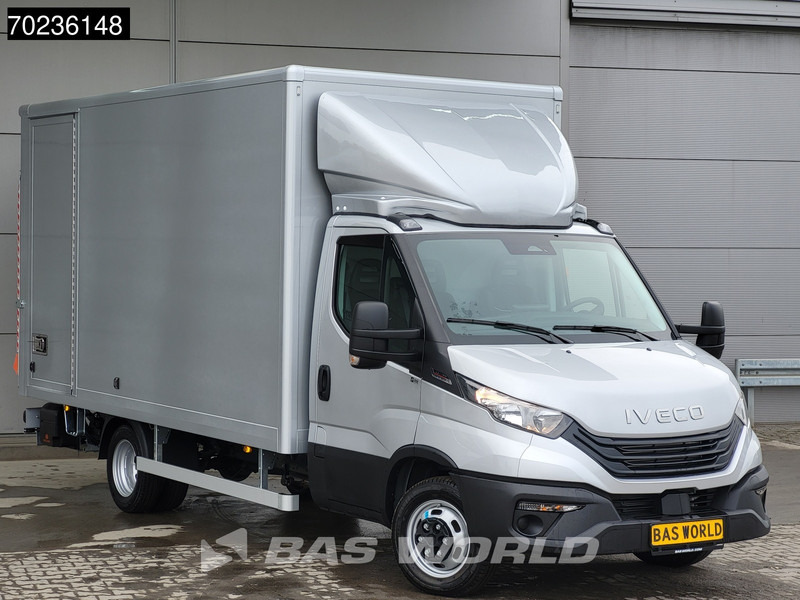 Iveco Daily 35C18 2025 MODEL Automaat 1000kg Laadklep ACC Navi Airco Zijdeur Bakwagen Meubelbak Koffer Airco - الشاحنات الصغيرة صندوق مغلق: صور 5 Iveco Daily 35C18 2025 MODEL Automaat 1000kg Laadklep ACC Navi Airco Zijdeur Bakwagen Meubelbak Koffer Airco - الشاحنات الصغيرة صندوق مغلق: صور 5