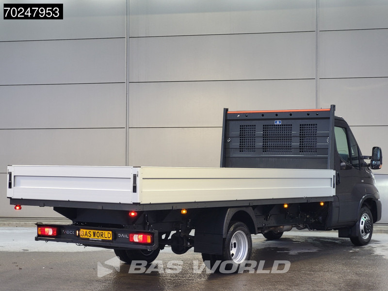 Iveco Daily 35C18 3.0L 2025model Open laadbak Navi ACC LED 3,5T Trekvermogen Pritsche Pickup Airco - الشاحنات الصغيرة المسطحة: صور 3 Iveco Daily 35C18 3.0L 2025model Open laadbak Navi ACC LED 3,5T Trekvermogen Pritsche Pickup Airco - الشاحنات الصغيرة المسطحة: صور 3