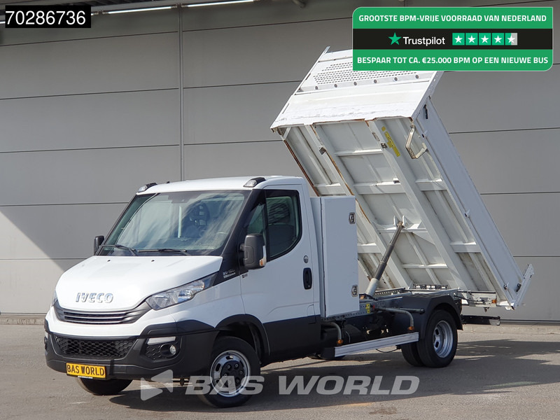 Iveco Daily 35C18 3.0L Automaat Kipper met Kist Dubbellucht 3,5t Trekhaak Airco Euro6 Tipper Kieper Benne 2m3 Airco Trekhaak Cruise control - قلاب صغير: صور 1 Iveco Daily 35C18 3.0L Automaat Kipper met Kist Dubbellucht 3,5t Trekhaak Airco Euro6 Tipper Kieper Benne 2m3 Airco Trekhaak Cruise control - قلاب صغير: صور 1