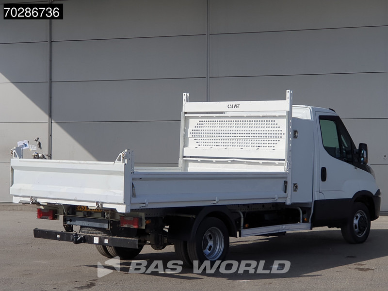 Iveco Daily 35C18 3.0L Automaat Kipper met Kist Dubbellucht 3,5t Trekhaak Airco Euro6 Tipper Kieper Benne 2m3 Airco Trekhaak Cruise control - قلاب صغير: صور 5 Iveco Daily 35C18 3.0L Automaat Kipper met Kist Dubbellucht 3,5t Trekhaak Airco Euro6 Tipper Kieper Benne 2m3 Airco Trekhaak Cruise control - قلاب صغير: صور 5