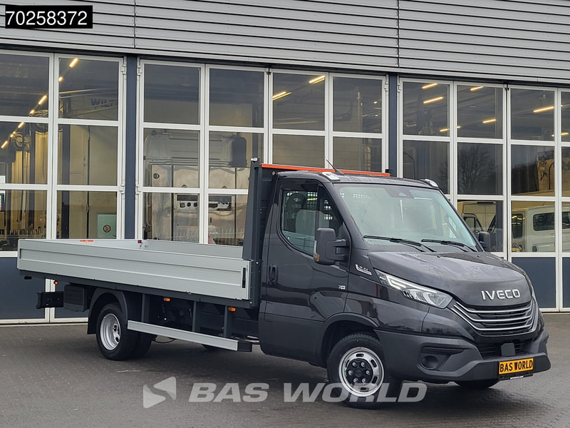 Iveco Daily 35C21 3.0L 210PK 2025model Open laadbak CarPlay ACC LED 3,5T Trekvermogen Pritsche Pickup Airco - الشاحنات الصغيرة المسطحة: صور 3 Iveco Daily 35C21 3.0L 210PK 2025model Open laadbak CarPlay ACC LED 3,5T Trekvermogen Pritsche Pickup Airco - الشاحنات الصغيرة المسطحة: صور 3