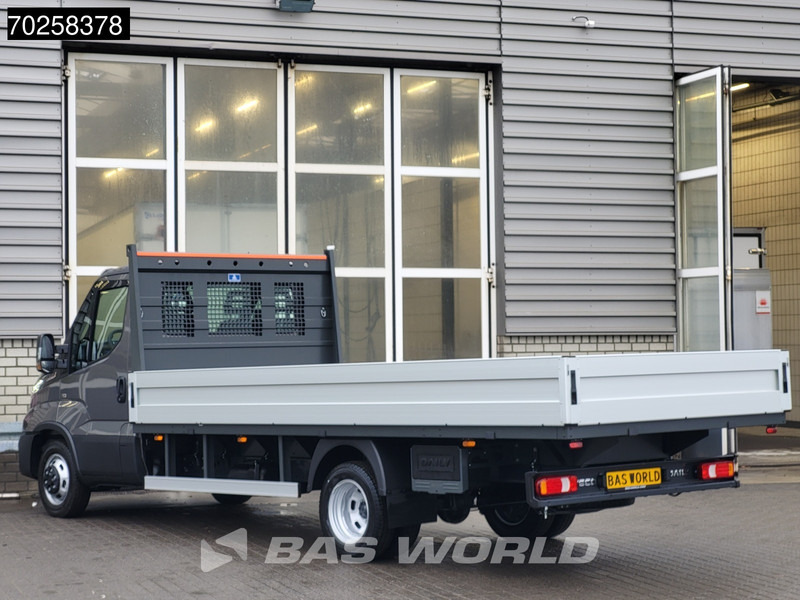 Iveco Daily 35C21 3.0L 210PK 2025model Open laadbak CarPlay ACC LED 3,5T Trekvermogen Pritsche Pickup Airco - الشاحنات الصغيرة المسطحة: صور 2 Iveco Daily 35C21 3.0L 210PK 2025model Open laadbak CarPlay ACC LED 3,5T Trekvermogen Pritsche Pickup Airco - الشاحنات الصغيرة المسطحة: صور 2