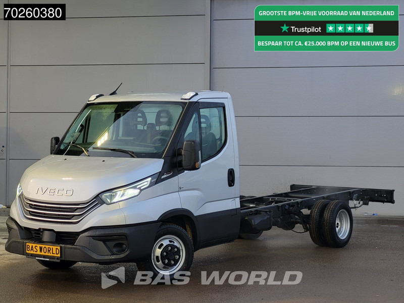 Iveco Daily 35C21 Automaat 410wb Dubbellucht 2025model Chassis Cabine ACC Fahrgestell Airco - الشاحنات الصغيرة: صور 1 Iveco Daily 35C21 Automaat 410wb Dubbellucht 2025model Chassis Cabine ACC Fahrgestell Airco - الشاحنات الصغيرة: صور 1