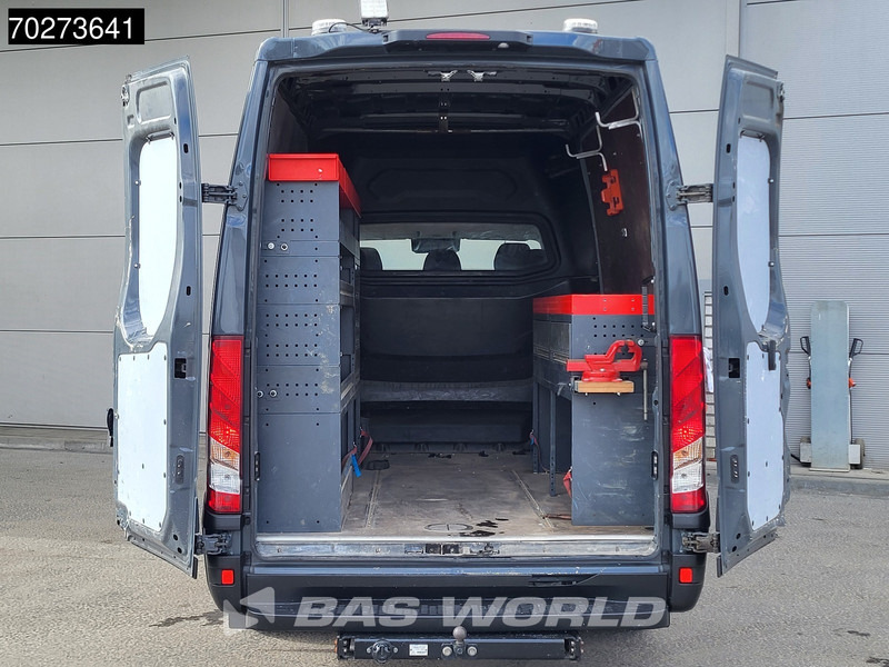 Iveco Daily 35S16 Dubbel Cabine Automaat 3,5t Trekhaak Werkplaatsinrichting LED Airco Cruise Camera Parkeersensoren DC Doka Mixto 8m3 Airco - فان: صور 5 Iveco Daily 35S16 Dubbel Cabine Automaat 3,5t Trekhaak Werkplaatsinrichting LED Airco Cruise Camera Parkeersensoren DC Doka Mixto 8m3 Airco - فان: صور 5