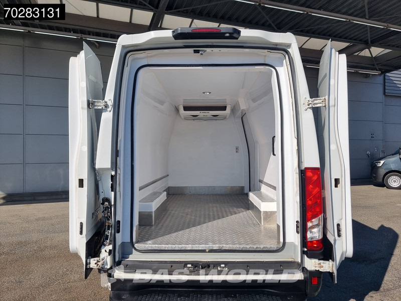 Iveco Daily 35S16 SCHADE/DAMAGE! Koelwagen Vriezer Automaat Thermo King V-300 MAX Airco Cruise Parkeersensoren Kühl Kühler Koel Koeler Kühlw - الشاحنات الصغيرة المبردة: صور 3 Iveco Daily 35S16 SCHADE/DAMAGE! Koelwagen Vriezer Automaat Thermo King V-300 MAX Airco Cruise Parkeersensoren Kühl Kühler Koel Koeler Kühlw - الشاحنات الصغيرة المبردة: صور 3