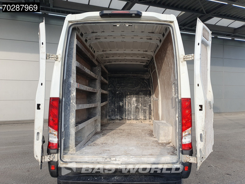 Iveco Daily 35S18 3.0L Automaat L2H2 3,5t Trekhaak 180PK LED Navi Airco Cruise Camera Euro6 L2 12m3 Airco Trekhaak Cruise control - فان: صور 3 Iveco Daily 35S18 3.0L Automaat L2H2 3,5t Trekhaak 180PK LED Navi Airco Cruise Camera Euro6 L2 12m3 Airco Trekhaak Cruise control - فان: صور 3