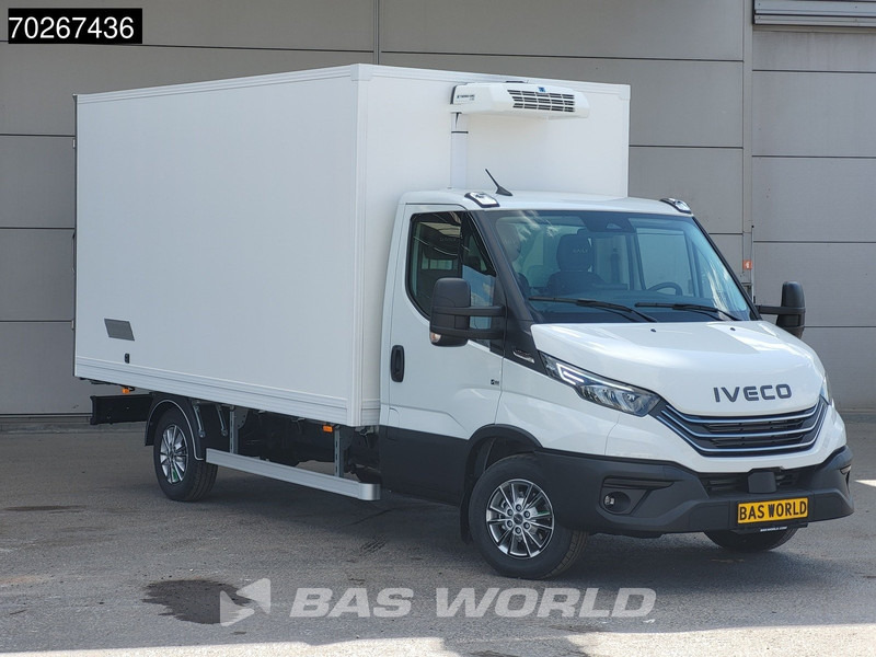 Iveco Daily 35S18 3.0L Koelwagen Thermoking C-250 LED ACC Navi Airco Koel Koeler Kühl Kühler Bakwagen Kühlkoffer 17m3 Airco - الشاحنات الصغيرة المبردة: صور 5 Iveco Daily 35S18 3.0L Koelwagen Thermoking C-250 LED ACC Navi Airco Koel Koeler Kühl Kühler Bakwagen Kühlkoffer 17m3 Airco - الشاحنات الصغيرة المبردة: صور 5