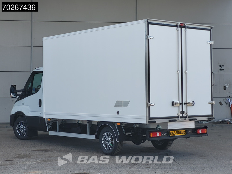 Iveco Daily 35S18 BPM VRIJ! 3.0L Koelwagen Thermoking C-250 LED ACC Navi Airco Koel Koeler Kühl Kühler Bakwagen Kühlkoffer 17m3 Airco - الشاحنات الصغيرة المبردة: صور 2 Iveco Daily 35S18 BPM VRIJ! 3.0L Koelwagen Thermoking C-250 LED ACC Navi Airco Koel Koeler Kühl Kühler Bakwagen Kühlkoffer 17m3 Airco - الشاحنات الصغيرة المبردة: صور 2