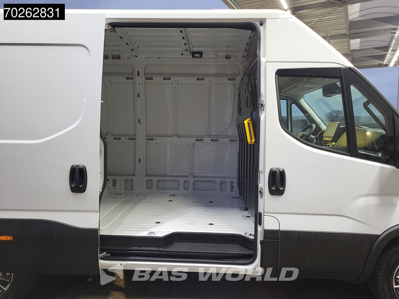 Iveco Daily 35S21 3.0L Automaat 210PK L2H2 2025-Model 3,5t Trekvermogen ACC LED CarPlay Camera Parkeersensoren Velgen Euro6 L2 12m3 Airco - فان: صور 3 Iveco Daily 35S21 3.0L Automaat 210PK L2H2 2025-Model 3,5t Trekvermogen ACC LED CarPlay Camera Parkeersensoren Velgen Euro6 L2 12m3 Airco - فان: صور 3