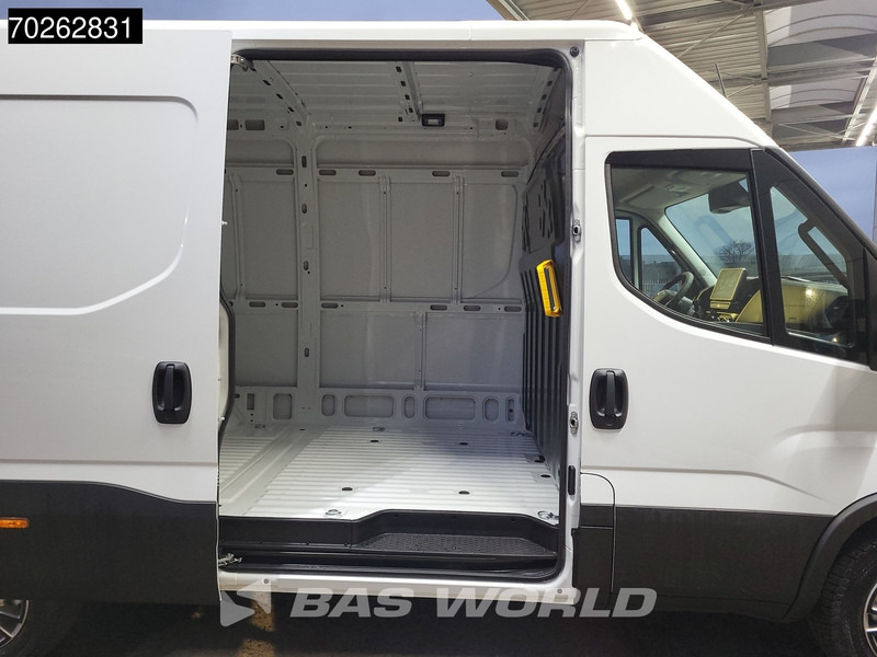 Iveco Daily 35S21 3.0L Automaat 210PK L2H2 2025-Model 3,5t Trekvermogen ACC LED CarPlay Camera Parkeersensoren Velgen Euro6 L3 12m3 Airco - فان: صور 3 Iveco Daily 35S21 3.0L Automaat 210PK L2H2 2025-Model 3,5t Trekvermogen ACC LED CarPlay Camera Parkeersensoren Velgen Euro6 L3 12m3 Airco - فان: صور 3