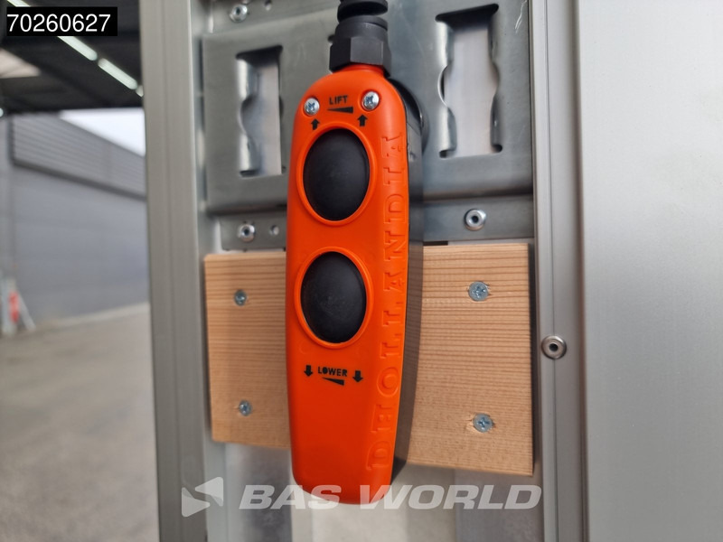 تأجير Iveco Daily 35S21 3.0L Automaat Laadklep Zijdeur 210PK 2025-Model ACC LED CarPlay Lat om Lat D'Hollandia 3,5t Trekvermogen Euro6 Meubelbak K Iveco Daily 35S21 3.0L Automaat Laadklep Zijdeur 210PK 2025-Model ACC LED CarPlay Lat om Lat D'Hollandia 3,5t Trekvermogen Euro6 Meubelbak K: صور 19