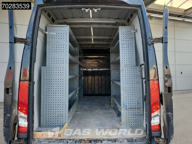 Iveco Daily 52C18 3.0L Automaat L2H2 Dubbellucht 3,5t Trekhaak Airco Cruise Euro6 L2 12m3 Airco Trekhaak Cruise control - فان: صور 3 Iveco Daily 52C18 3.0L Automaat L2H2 Dubbellucht 3,5t Trekhaak Airco Cruise Euro6 L2 12m3 Airco Trekhaak Cruise control - فان: صور 3
