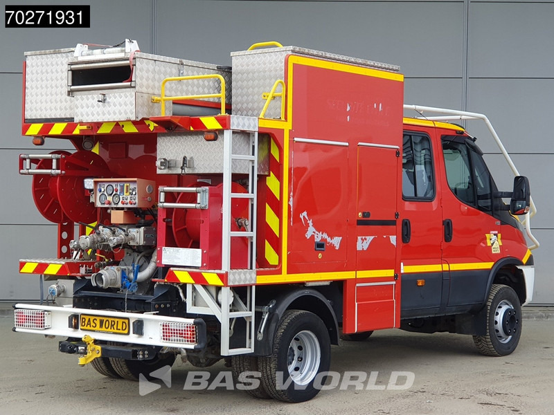 Iveco Daily 70C17 4x4 Achleitner Firetruck Brandweerwagen AWD Allrad Camper 1200liter Airco Dubbel cabine Trekhaak Cruise control - سيارة إسعاف: صور 5 Iveco Daily 70C17 4x4 Achleitner Firetruck Brandweerwagen AWD Allrad Camper 1200liter Airco Dubbel cabine Trekhaak Cruise control - سيارة إسعاف: صور 5