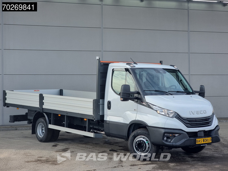 Iveco Daily 70C18 3.0L Automaat 525cm Open laadbak Trekhaak ACC Navi Airco Pickup Pritsche Airco Trekhaak - الشاحنات الصغيرة المسطحة: صور 3 Iveco Daily 70C18 3.0L Automaat 525cm Open laadbak Trekhaak ACC Navi Airco Pickup Pritsche Airco Trekhaak - الشاحنات الصغيرة المسطحة: صور 3