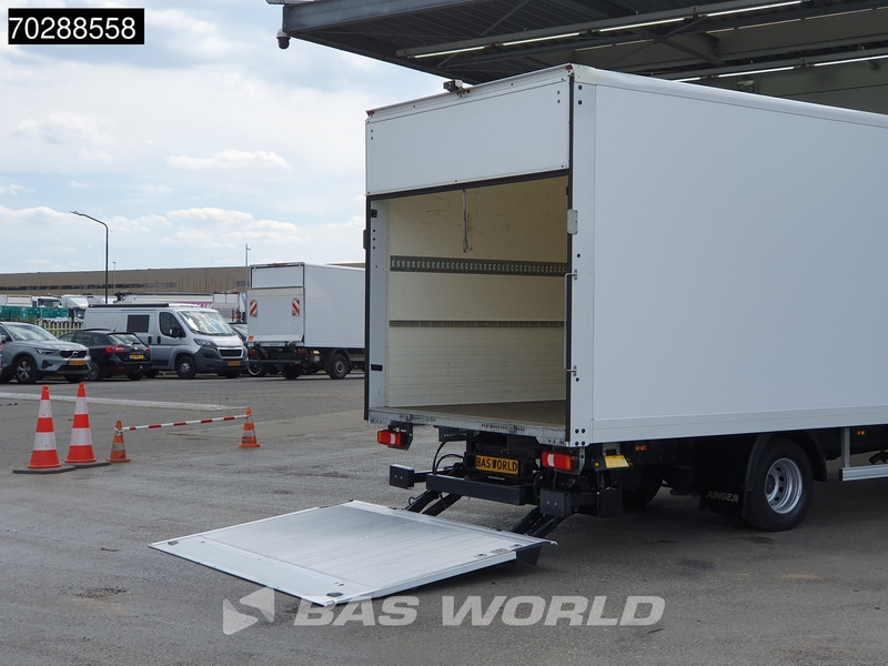 Iveco Daily 70C21 Automaat Luchtvering Laadklep 210PK Airco Cruise Camera Euro6 Meubelbak Koffer 37m3 Airco Cruise control - الشاحنات الصغيرة صندوق مغلق: صور 3 Iveco Daily 70C21 Automaat Luchtvering Laadklep 210PK Airco Cruise Camera Euro6 Meubelbak Koffer 37m3 Airco Cruise control - الشاحنات الصغيرة صندوق مغلق: صور 3