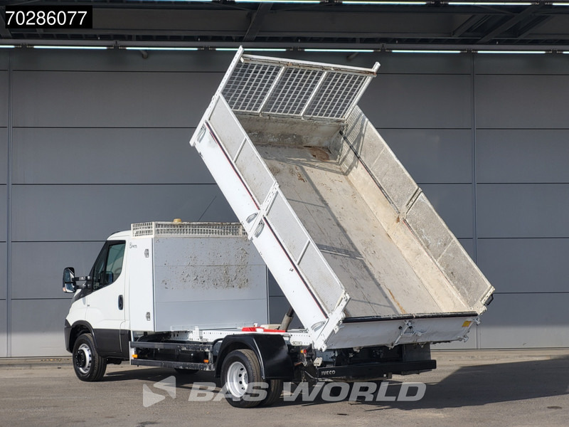 Iveco Daily 72C18 3.0L Kipper met Kist Dubbellucht 3,5t Trekhaak Airco Cruise Euro6 Tipper Benne Kieper Airco Trekhaak Cruise control - قلاب صغير: صور 2 Iveco Daily 72C18 3.0L Kipper met Kist Dubbellucht 3,5t Trekhaak Airco Cruise Euro6 Tipper Benne Kieper Airco Trekhaak Cruise control - قلاب صغير: صور 2