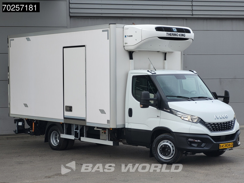 Iveco Daily 72C21 3.0L Koelwagen Laadklep Thermo King T-600R 380V Luchtvering Koelwagen Airco Cruise Camera Koeler Koel Kühlwagen 28m3 Airco - الشاحنات الصغيرة المبردة: صور 5 Iveco Daily 72C21 3.0L Koelwagen Laadklep Thermo King T-600R 380V Luchtvering Koelwagen Airco Cruise Camera Koeler Koel Kühlwagen 28m3 Airco - الشاحنات الصغيرة المبردة: صور 5