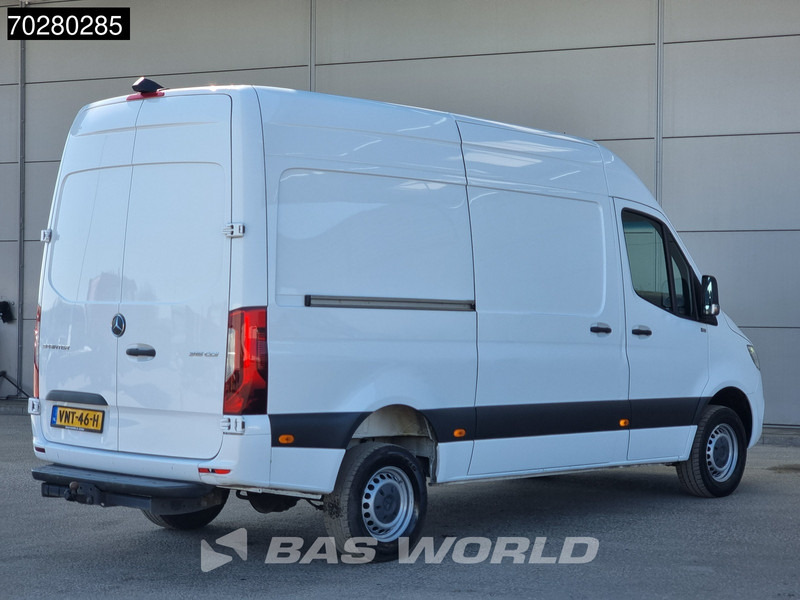 Mercedes-Benz Sprinter 315 CDI Automaat L2H2 LED Trekhaak Navi Airco Cruise Camera MBUX L2 10m3 Airco Trekhaak Cruise control - فان: صور 5 Mercedes-Benz Sprinter 315 CDI Automaat L2H2 LED Trekhaak Navi Airco Cruise Camera MBUX L2 10m3 Airco Trekhaak Cruise control - فان: صور 5