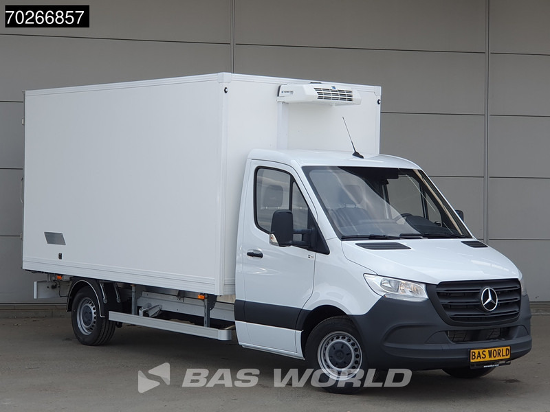 تأجير Mercedes-Benz Sprinter 315 CDI Koelwagen Achterdeuren Thermo King C-250 Airco MBUX Koel Koeler Kühl Kühler Kühlwagen Kühlkoffer 17m3 Airco Cruise contr Mercedes-Benz Sprinter 315 CDI Koelwagen Achterdeuren Thermo King C-250 Airco MBUX Koel Koeler Kühl Kühler Kühlwagen Kühlkoffer 17m3 Airco Cruise contr: صور 7
