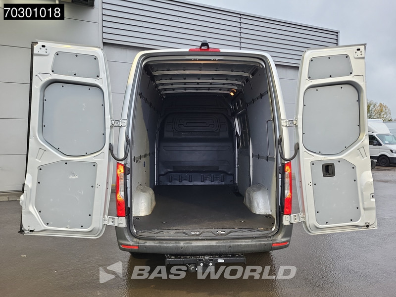 Mercedes-Benz Sprinter 315 CDI Special Edition Automaat L2H2 Trekhaak 150PK Airco Camera Parkeersensoren MBUX CarPlay Euro6 L2 12m3 Airco - فان المدمجة: صور 3 Mercedes-Benz Sprinter 315 CDI Special Edition Automaat L2H2 Trekhaak 150PK Airco Camera Parkeersensoren MBUX CarPlay Euro6 L2 12m3 Airco - فان المدمجة: صور 3