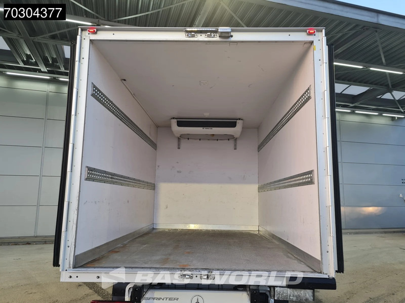 Mercedes-Benz Sprinter 316 CDI Automaat Lamberet Koelwagen Thermo King V500 MAX 380v Aansluiting Achterdeuren Navi Airco Camera Euro6 Koel Koeler Bakwa - الشاحنات الصغيرة المبردة: صور 3 Mercedes-Benz Sprinter 316 CDI Automaat Lamberet Koelwagen Thermo King V500 MAX 380v Aansluiting Achterdeuren Navi Airco Camera Euro6 Koel Koeler Bakwa - الشاحنات الصغيرة المبردة: صور 3