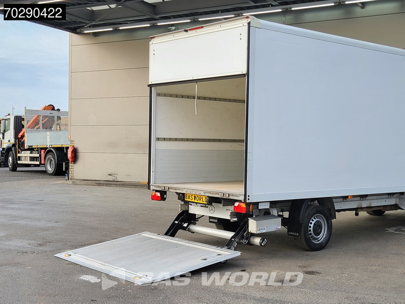 Mercedes-Benz Sprinter 317 CDI Automaat Bakwagen Laadklep Airco Camera Euro6 Meubelbak Koffer 21m3 Airco - الشاحنات الصغيرة صندوق مغلق: صور 3 Mercedes-Benz Sprinter 317 CDI Automaat Bakwagen Laadklep Airco Camera Euro6 Meubelbak Koffer 21m3 Airco - الشاحنات الصغيرة صندوق مغلق: صور 3