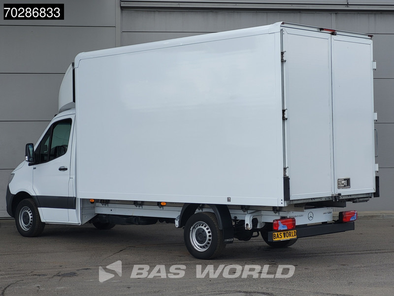Mercedes-Benz Sprinter 317 CDI Bakwagen Automaat Achterdeuren Airco Camera Euro6 Meubelbak Koffer 21m3 Airco - الشاحنات الصغيرة صندوق مغلق: صور 2 Mercedes-Benz Sprinter 317 CDI Bakwagen Automaat Achterdeuren Airco Camera Euro6 Meubelbak Koffer 21m3 Airco - الشاحنات الصغيرة صندوق مغلق: صور 2
