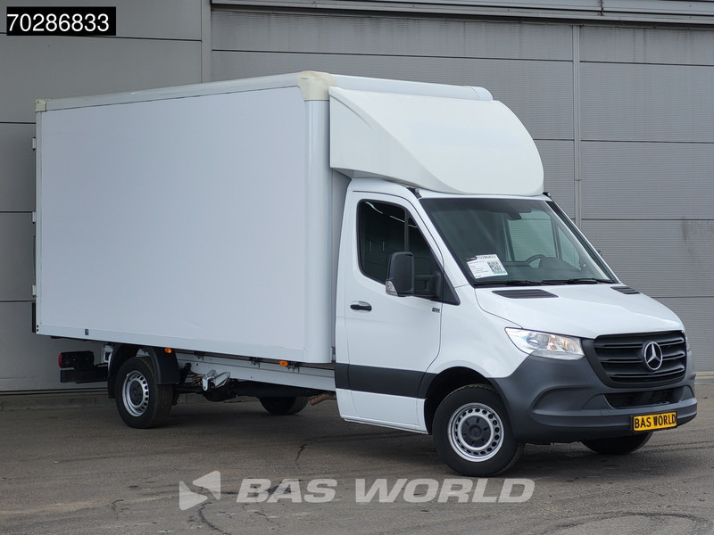 Mercedes-Benz Sprinter 317 CDI Bakwagen Automaat Achterdeuren Airco Camera Euro6 Meubelbak Koffer 21m3 Airco - الشاحنات الصغيرة صندوق مغلق: صور 5 Mercedes-Benz Sprinter 317 CDI Bakwagen Automaat Achterdeuren Airco Camera Euro6 Meubelbak Koffer 21m3 Airco - الشاحنات الصغيرة صندوق مغلق: صور 5