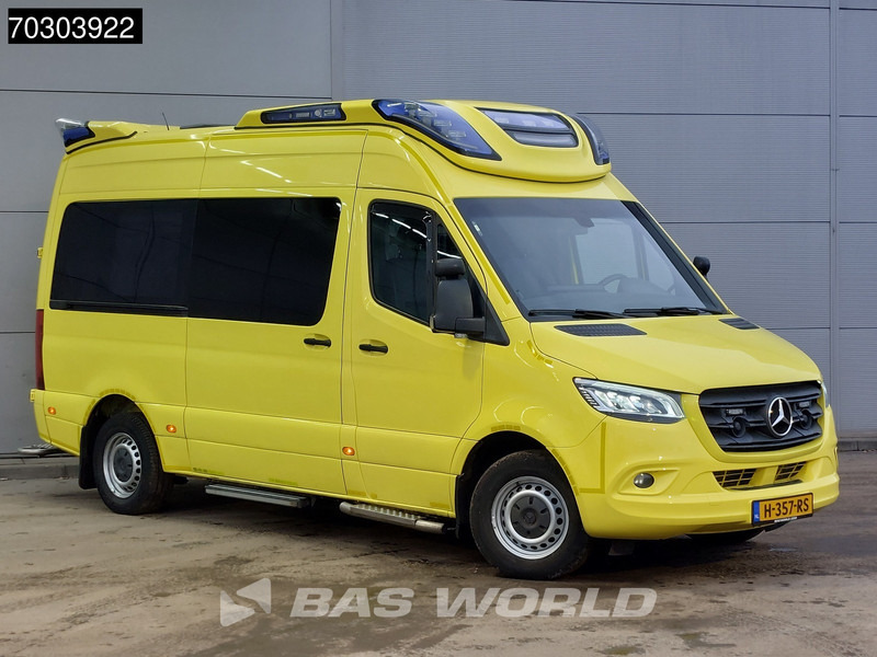 Mercedes-Benz Sprinter 319 CDI 3.0L V6 Ambulance 190PK L2H2 LED Airco Cruise Camera MBUX CarPlay Euro6 Krankenwagen Rettungswagen L2 8m3 Airco Cruise c - سيارة إسعاف: صور 5 Mercedes-Benz Sprinter 319 CDI 3.0L V6 Ambulance 190PK L2H2 LED Airco Cruise Camera MBUX CarPlay Euro6 Krankenwagen Rettungswagen L2 8m3 Airco Cruise c - سيارة إسعاف: صور 5