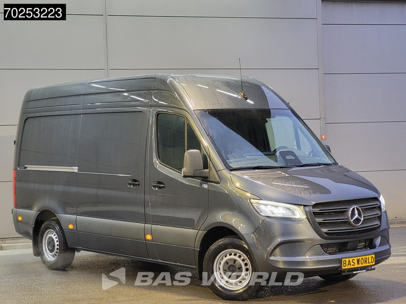 Mercedes-Benz Sprinter 319 CDI Automaat L2H2 model 2025 Camera MBUX LED Airco Cruise 10m3 Airco Cruise control - فان: صور 3 Mercedes-Benz Sprinter 319 CDI Automaat L2H2 model 2025 Camera MBUX LED Airco Cruise 10m3 Airco Cruise control - فان: صور 3