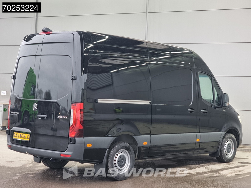 Mercedes-Benz Sprinter 319 CDI Automaat L2H2 model 2025 Camera MBUX LED Airco Cruise 11m3 Airco Cruise control - فان: صور 5 Mercedes-Benz Sprinter 319 CDI Automaat L2H2 model 2025 Camera MBUX LED Airco Cruise 11m3 Airco Cruise control - فان: صور 5
