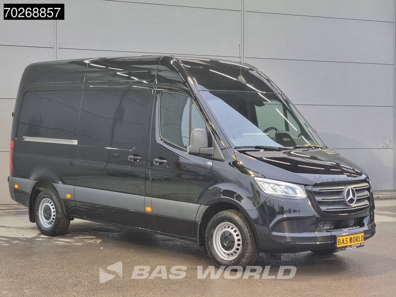 Mercedes-Benz Sprinter 319 CDI Automaat L2H2 model 2025 Camera MBUX LED Airco Cruise Airco Cruise control - فان: صور 2 Mercedes-Benz Sprinter 319 CDI Automaat L2H2 model 2025 Camera MBUX LED Airco Cruise Airco Cruise control - فان: صور 2